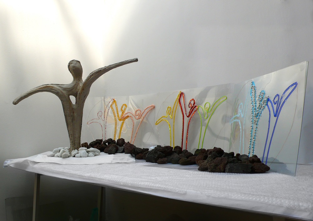 Three-dimensional sketch design in different materials